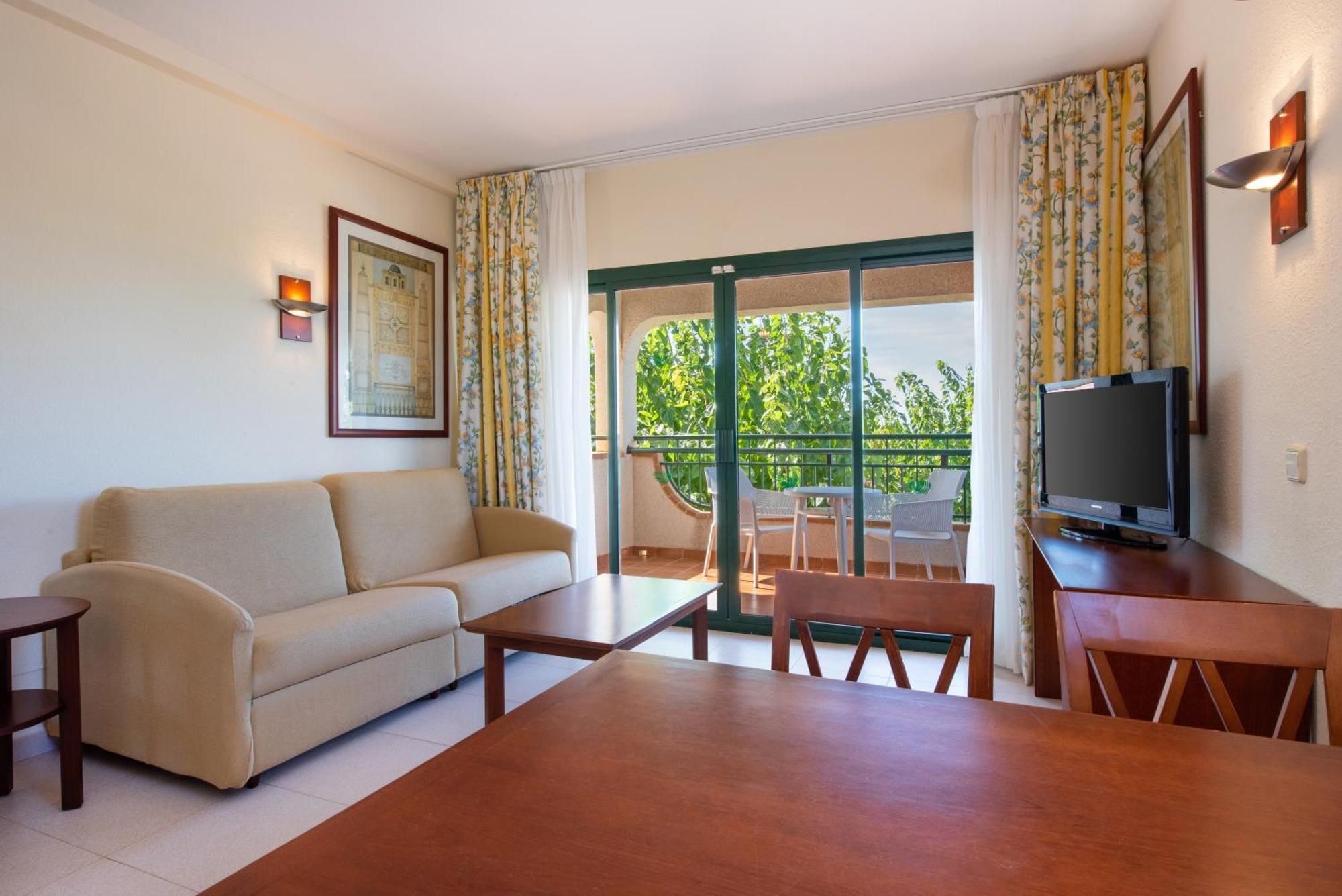 Hotel Valentin Son Bou Esterno foto