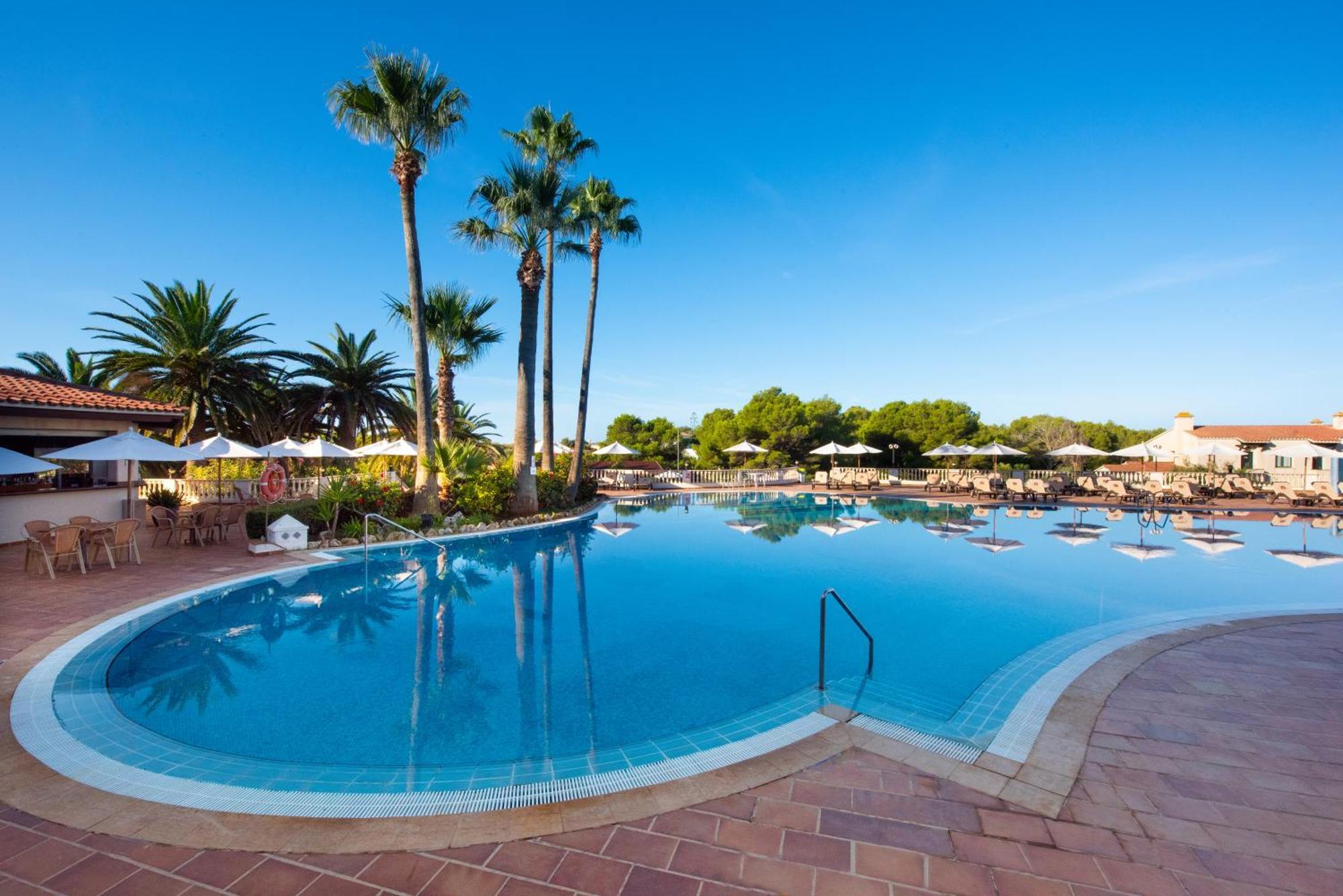 Hotel Valentin Son Bou Esterno foto